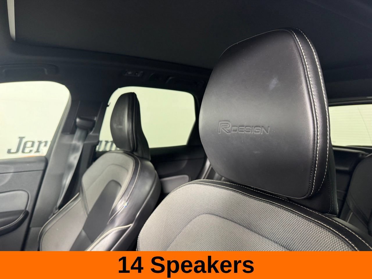 Used 2020 Volvo XC60 T5 R-Design AWD/4WD image 12