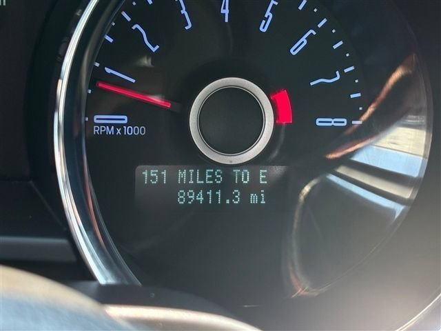 Used 2014 Ford Mustang Coupe RWD image 25