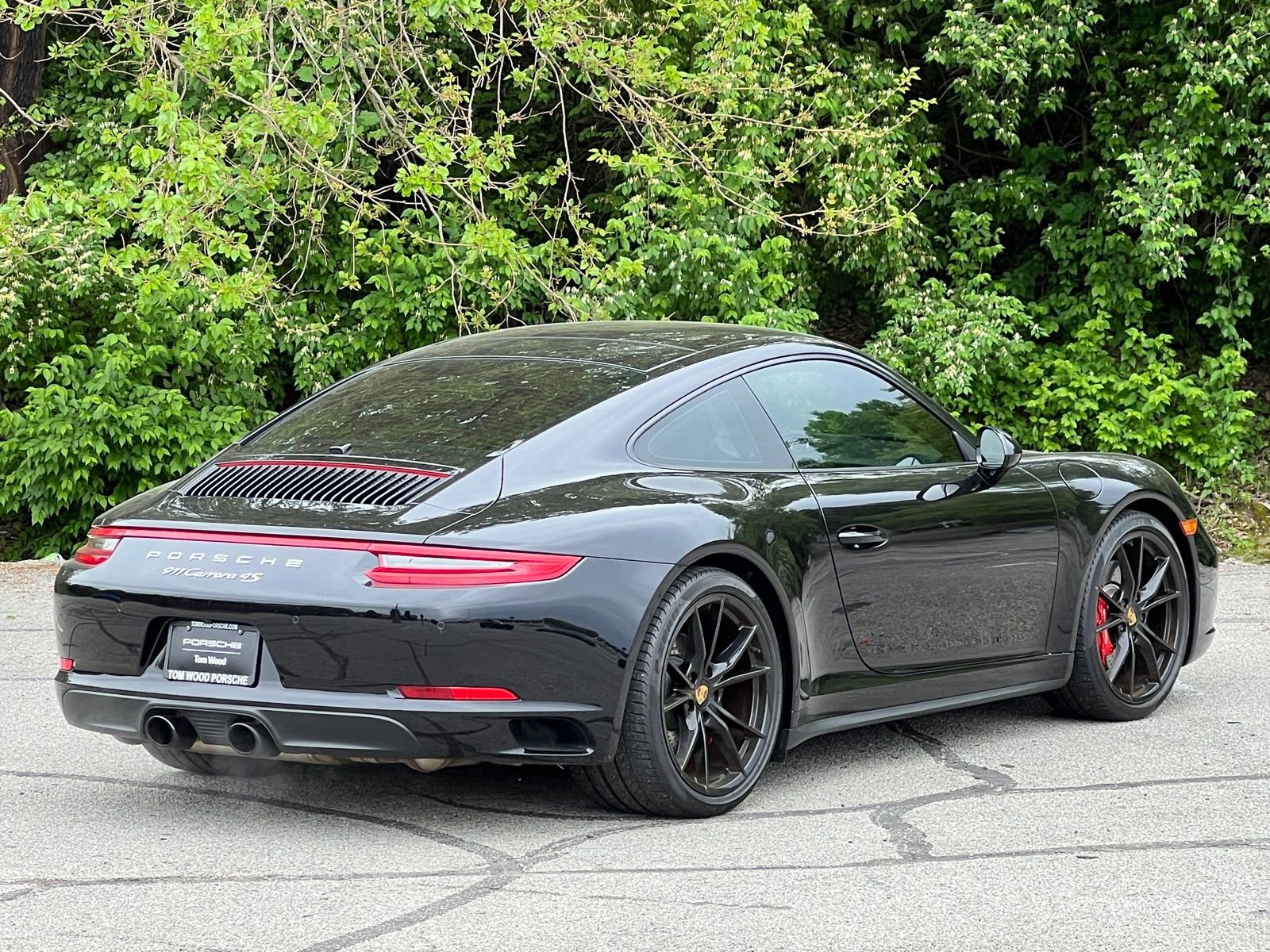 Certified 2019 Porsche 911 Carrera 4S AWD/4WD image 6