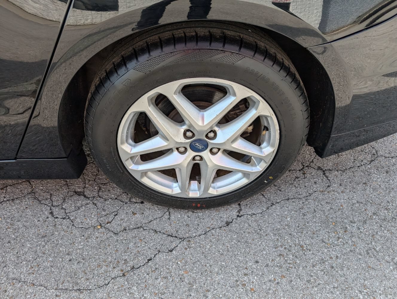 Used 2017 Ford Fusion SE FWD image 27