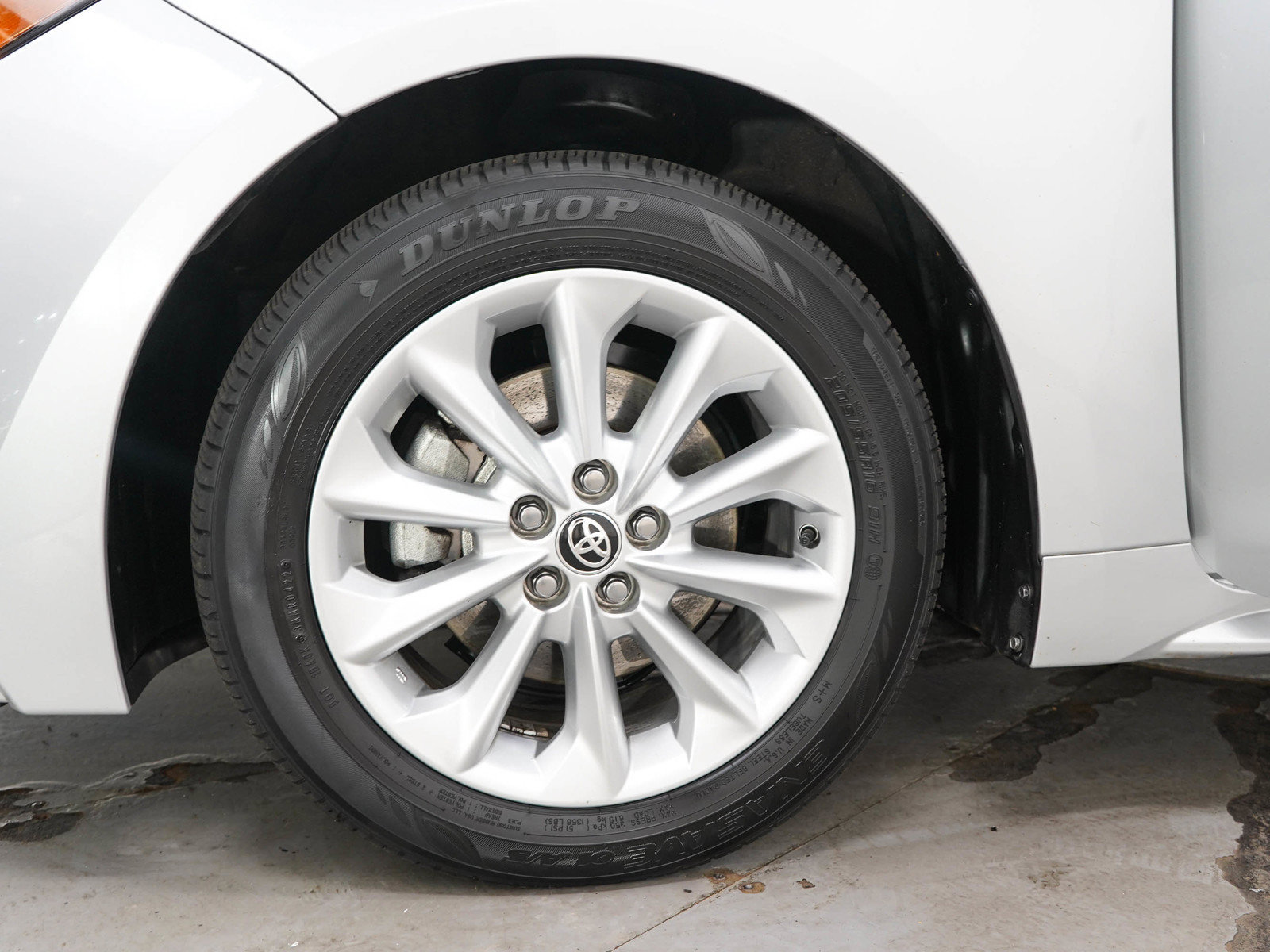 Used 2022 Toyota Corolla XLE FWD image 27