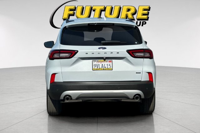 Used 2025 Ford Escape SE w/ PHEV Premium Package FWD image 4