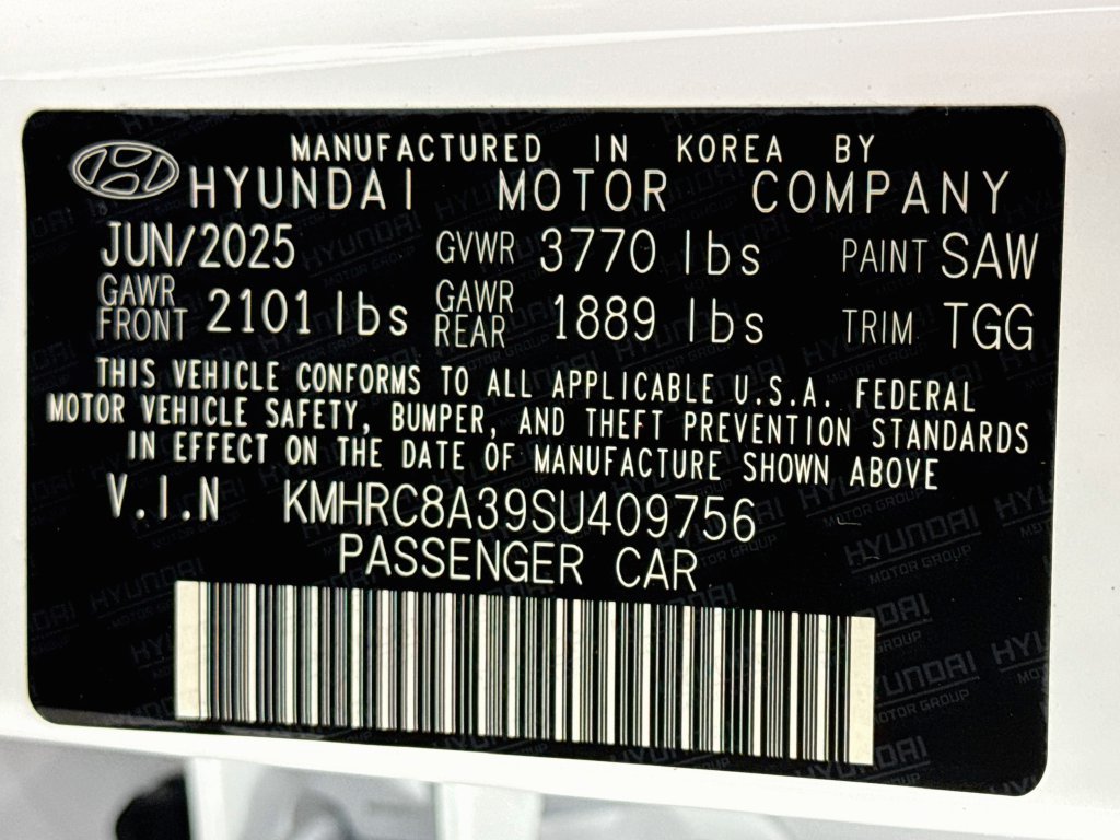 Used 2025 Hyundai Venue SEL FWD image 17