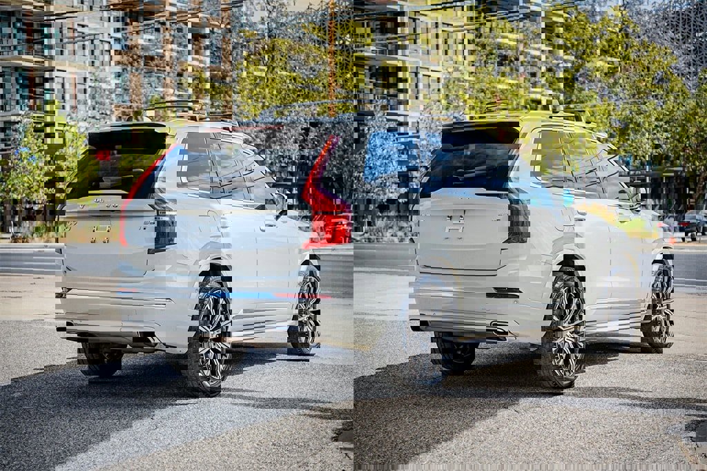 Used 2020 Volvo XC90 T8 Inscription image 8