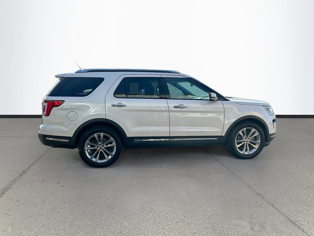 Used 2018 Ford Explorer Limited image 8