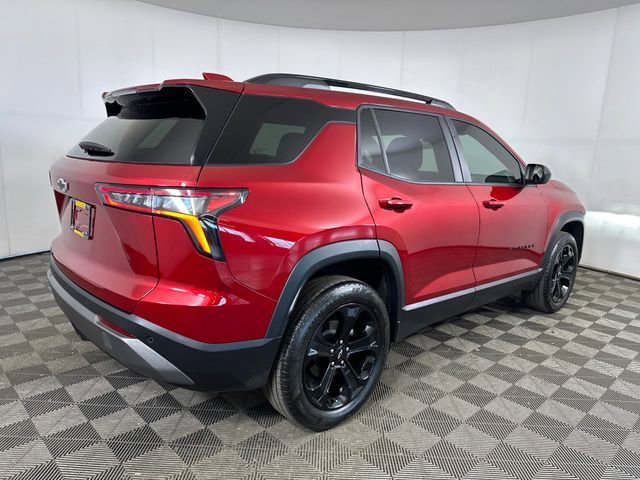 Used 2025 Chevrolet Equinox LT w/ Midnight Edition FWD image 3