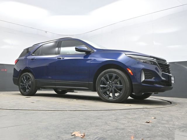 Used 2023 Chevrolet Equinox RS image 40