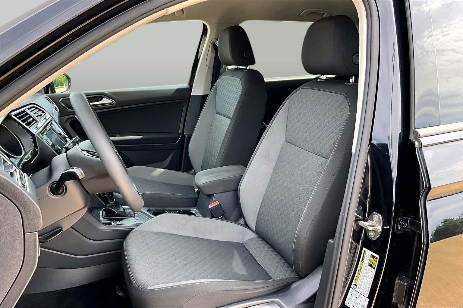 Used 2018 Volkswagen Tiguan S FWD image 7