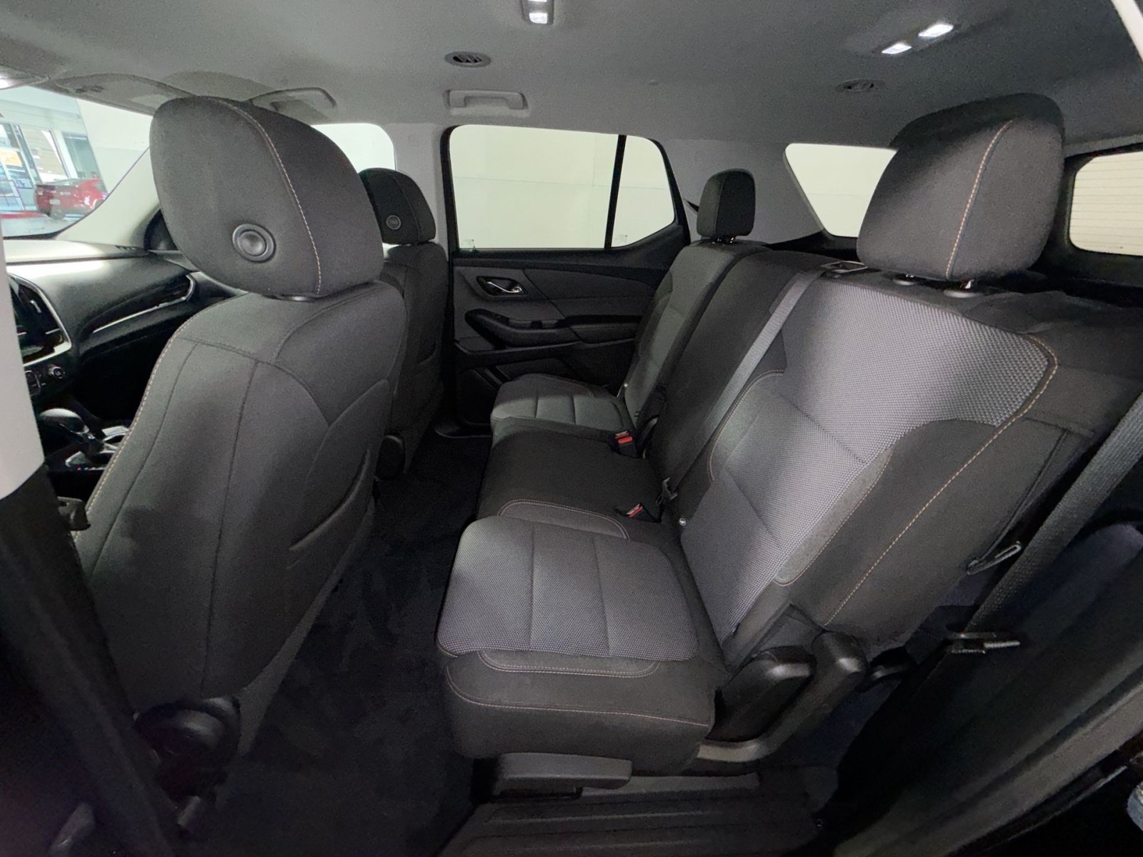 Used 2021 Chevrolet Traverse LS AWD/4WD image 24