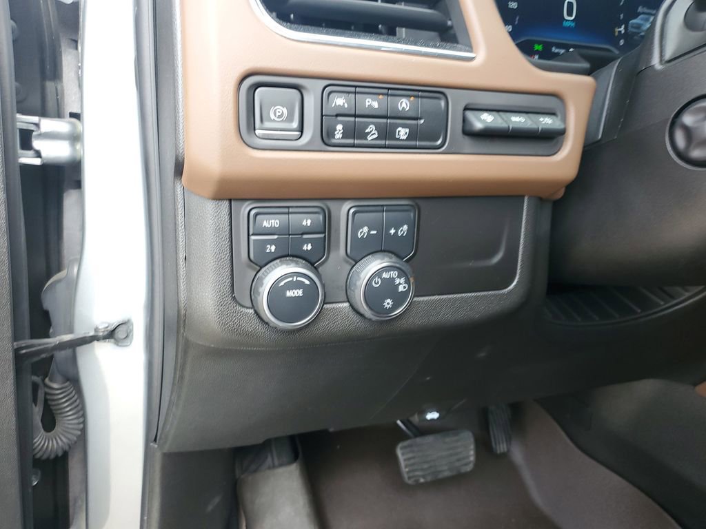 Used 2023 Chevrolet Tahoe High Country w/ Premium Package 2 image 12