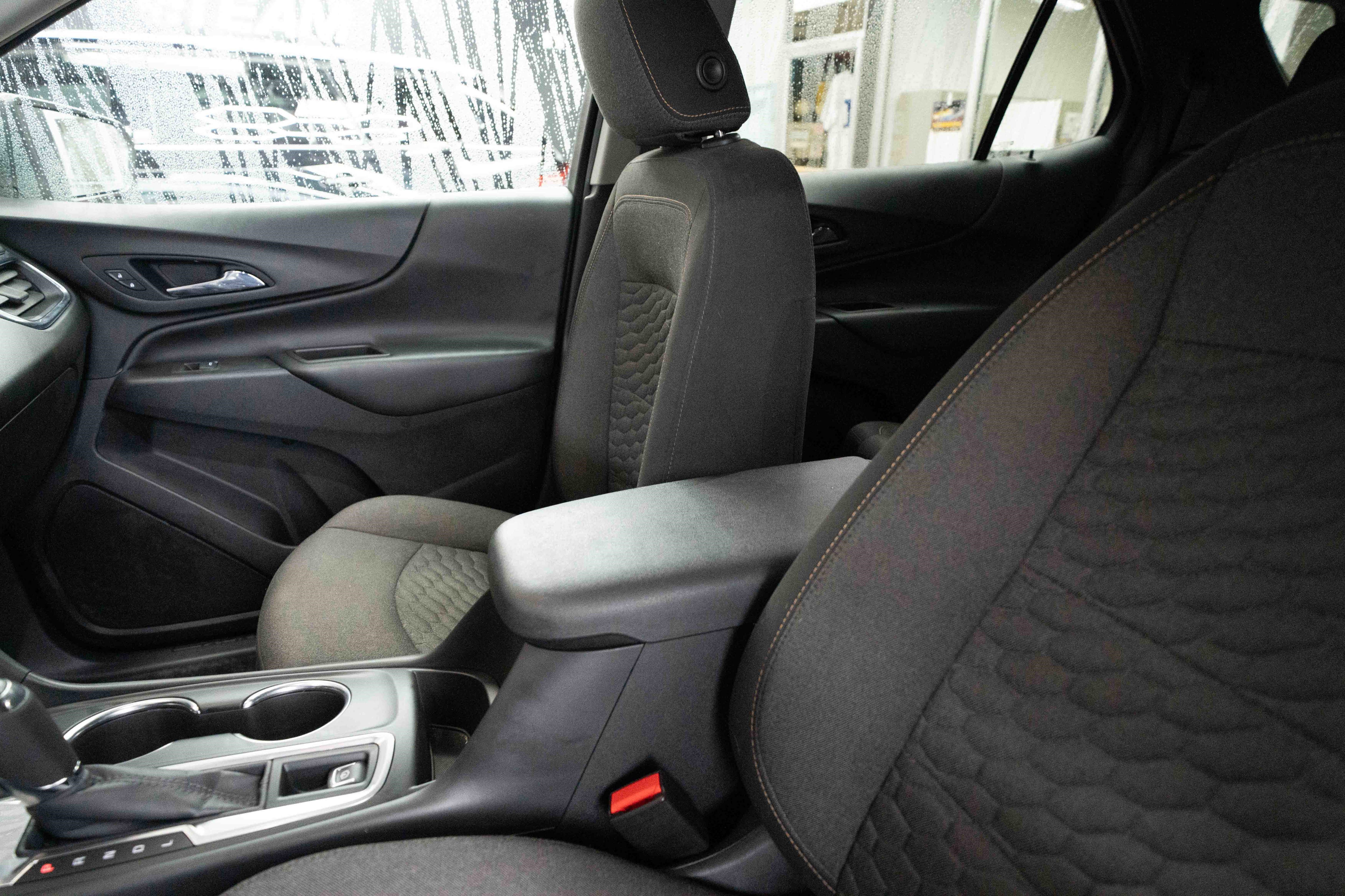 Used 2021 Chevrolet Equinox LT image 10