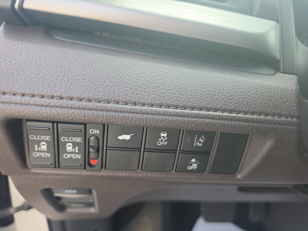 Used 2019 Honda Odyssey EX-L image 18