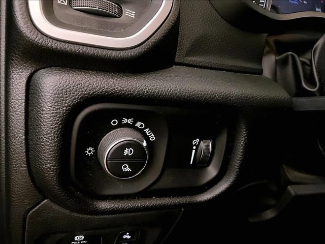 Used 2022 RAM 1500 Big Horn AWD/4WD image 30