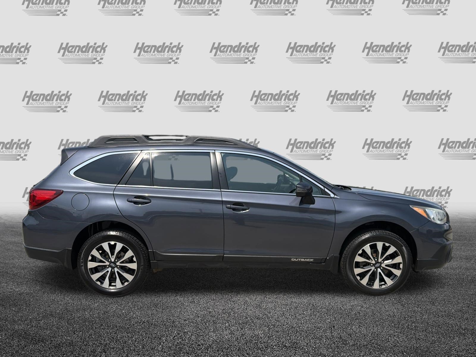 Used 2016 Subaru Outback 2.5i Limited AWD/4WD image 11