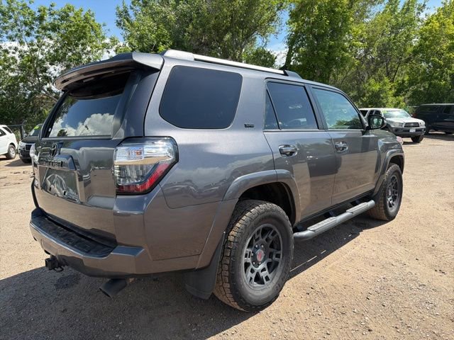 Used 2021 Toyota 4Runner SR5 Premium w/ Moonroof Package AWD/4WD image 6