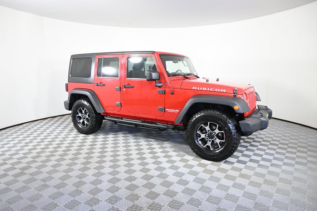Used 2012 Jeep Wrangler Unlimited Rubicon w/ Connectivity Group AWD/4WD image 8