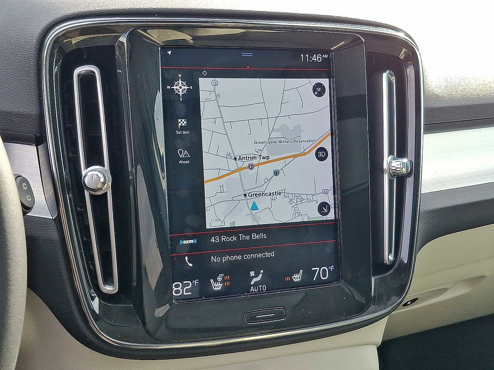 Used 2019 Volvo XC40 T5 Momentum image 16