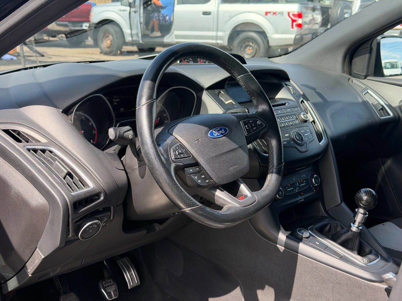 Used 2016 Ford Focus ST FWD image 19