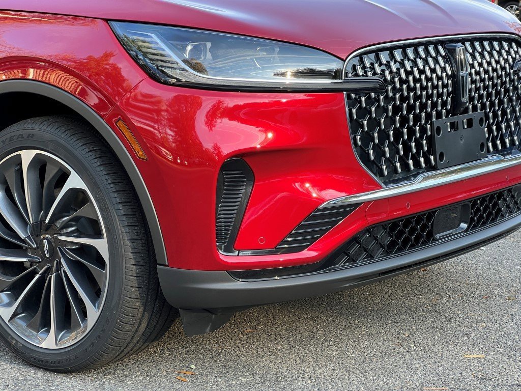 New 2026 Lincoln Aviator Reserve image 2