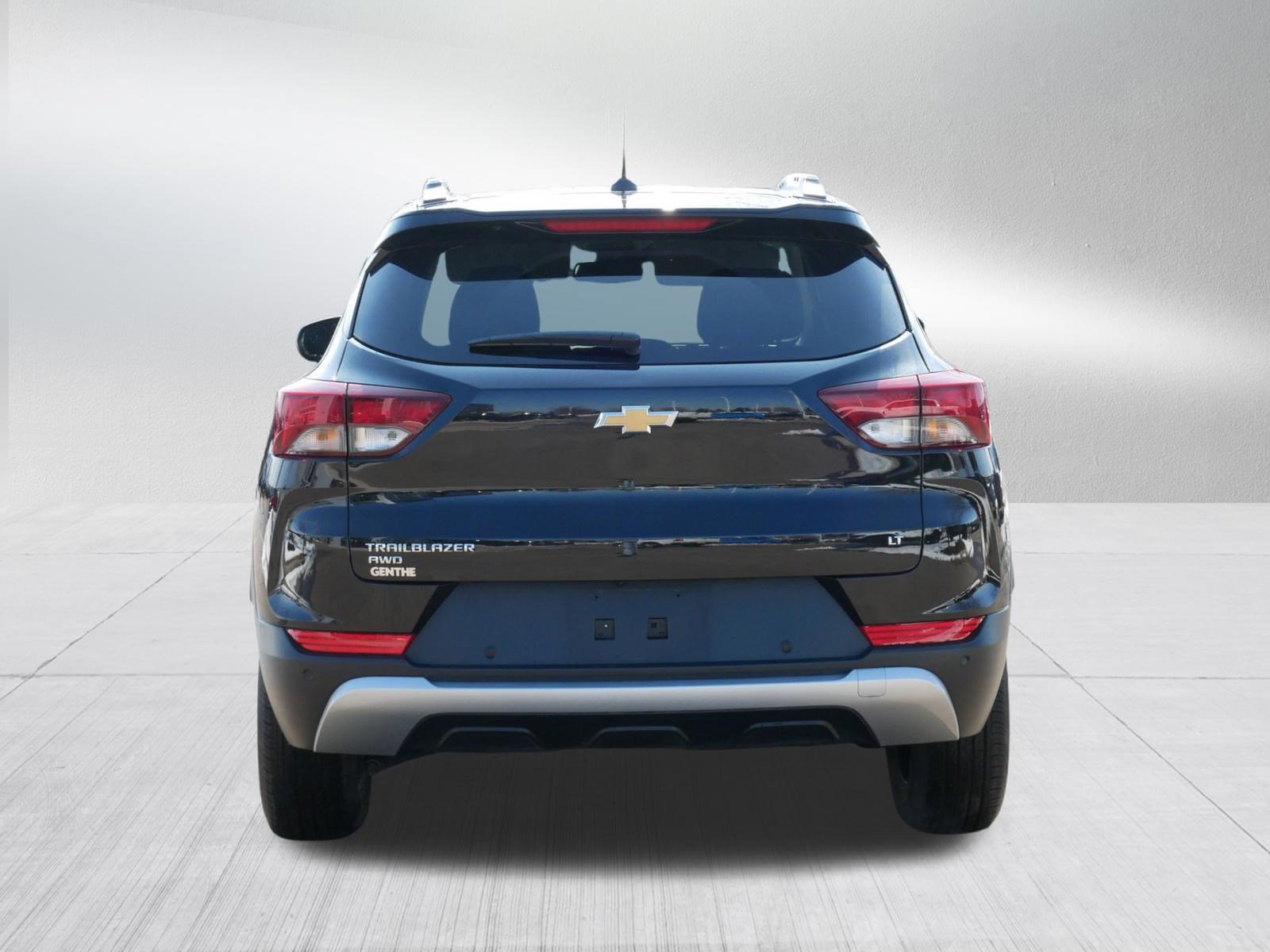 Used 2023 Chevrolet TrailBlazer LT w/ Convenience Package AWD/4WD image 6