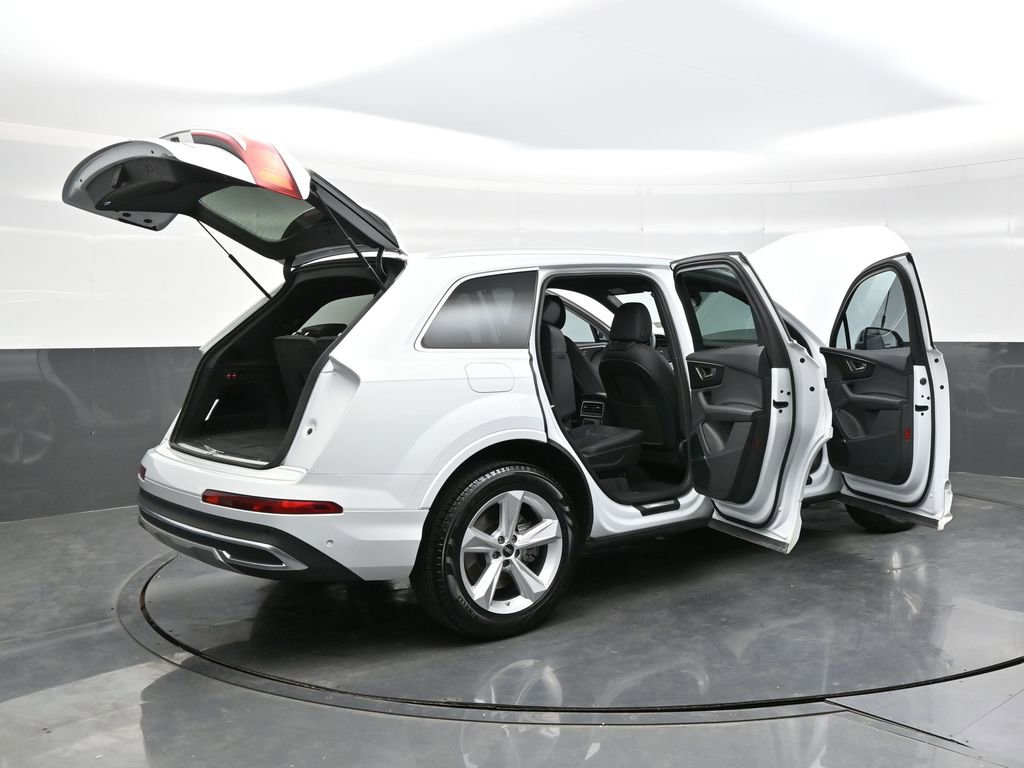 Used 2023 Audi Q7 2.0T Premium Plus w/ Premium Plus Package image 42