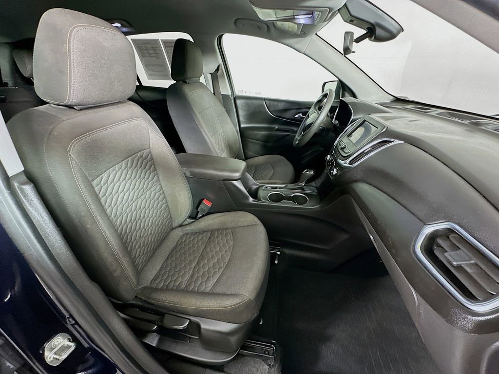 Used 2020 Chevrolet Equinox LT w/ LPO, Floor Liner Package image 33