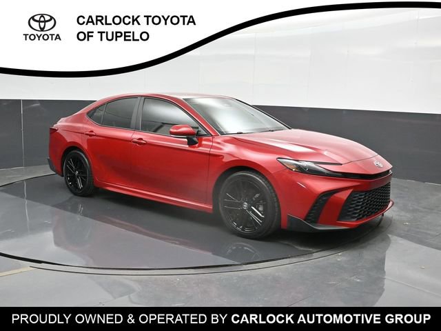 Used 2025 Toyota Camry SE w/ Convenience Package FWD image 5