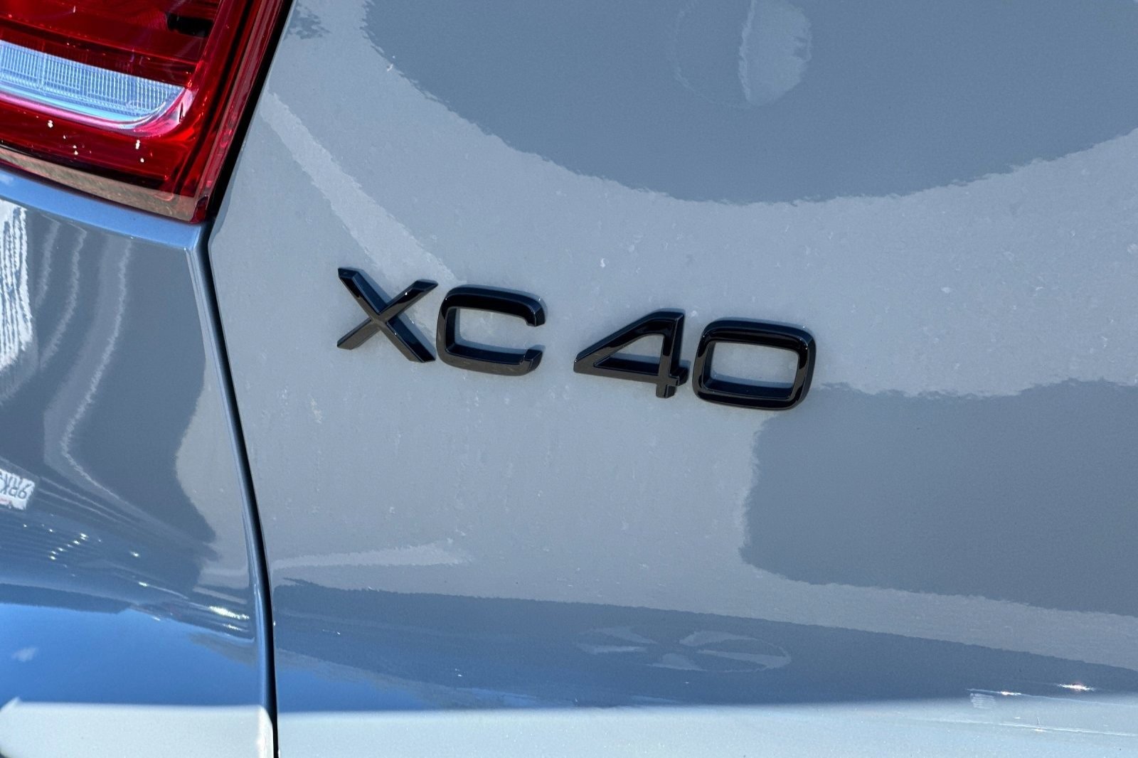 New 2026 Volvo XC40 B5 Ultra w/ Protection Package Premier image 12