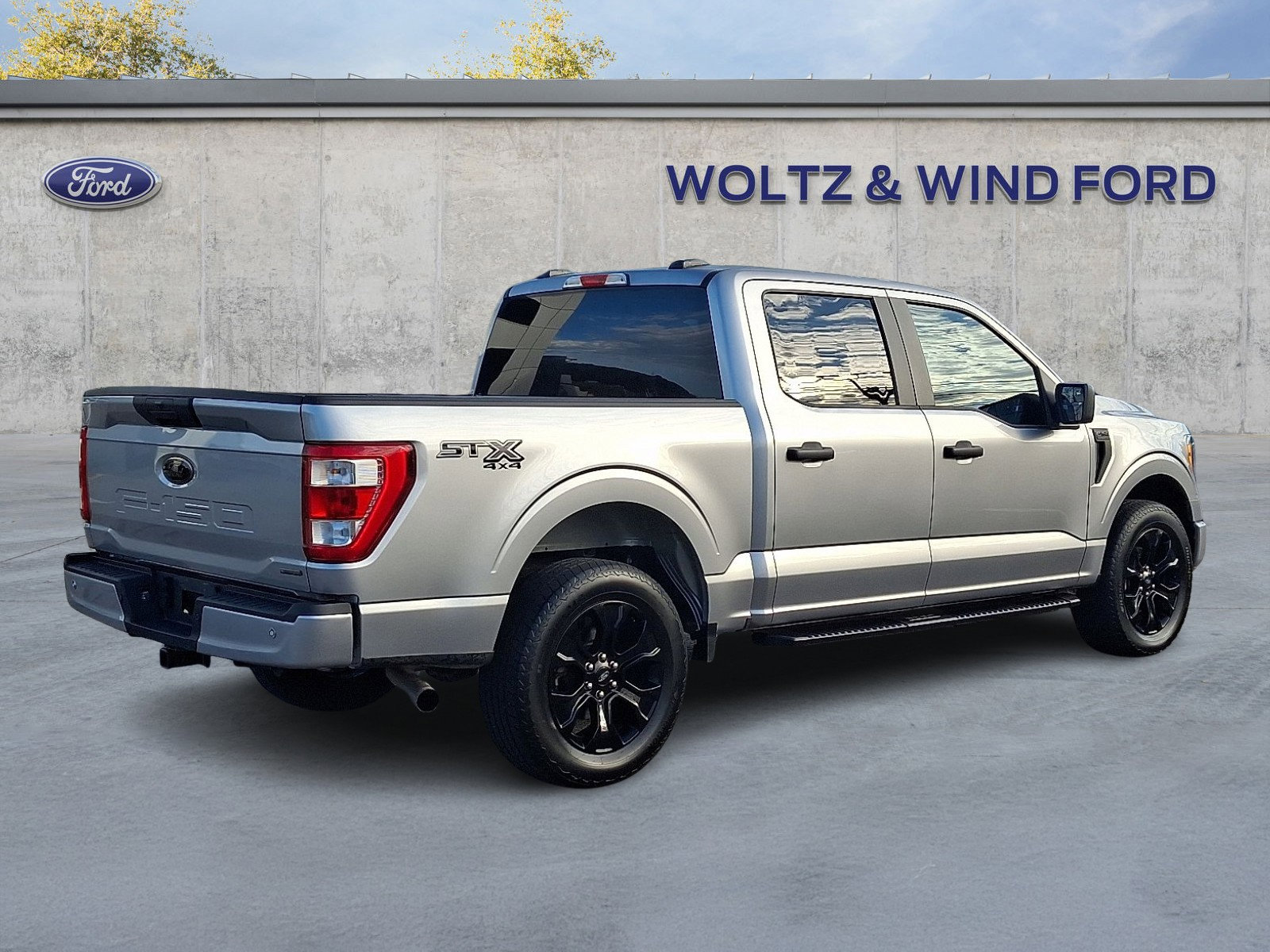Certified 2022 Ford F150 XL w/ STX Black Appearance Package image 6