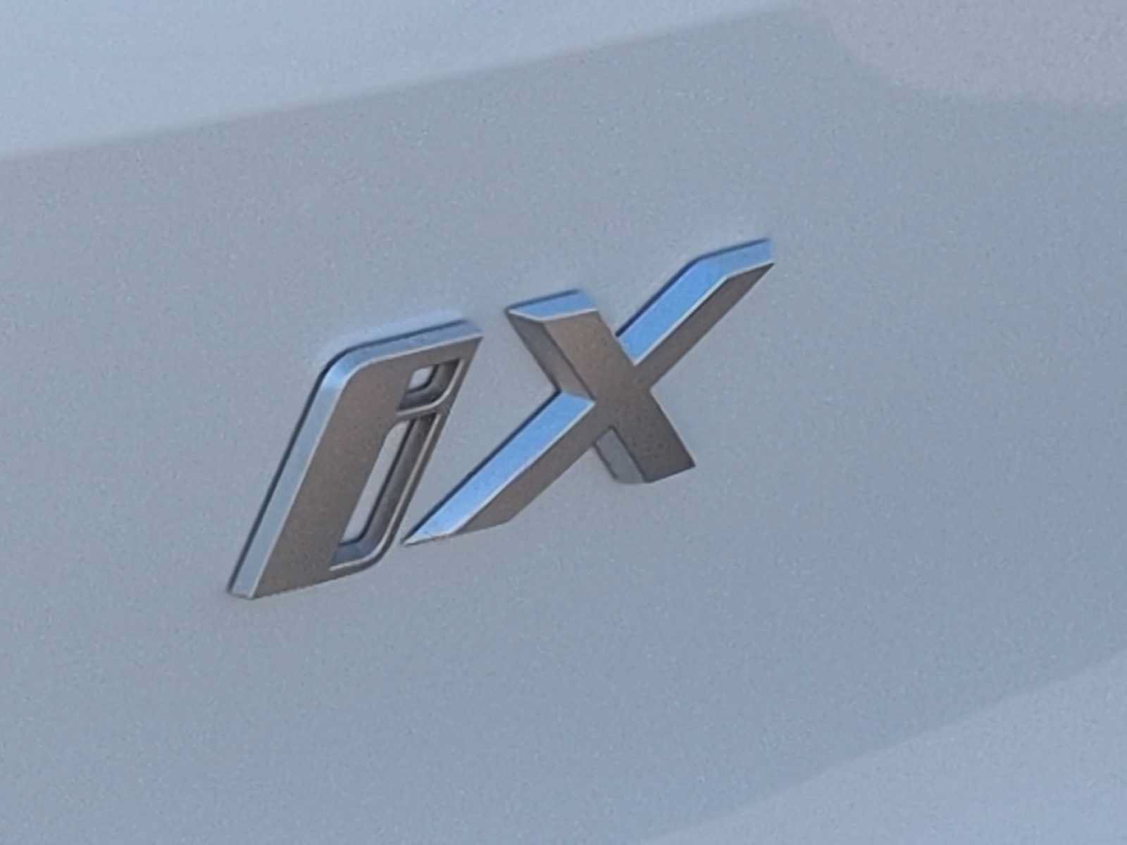 Used 2026 BMW iX xDrive60 w/ M Sport Package AWD/4WD image 13