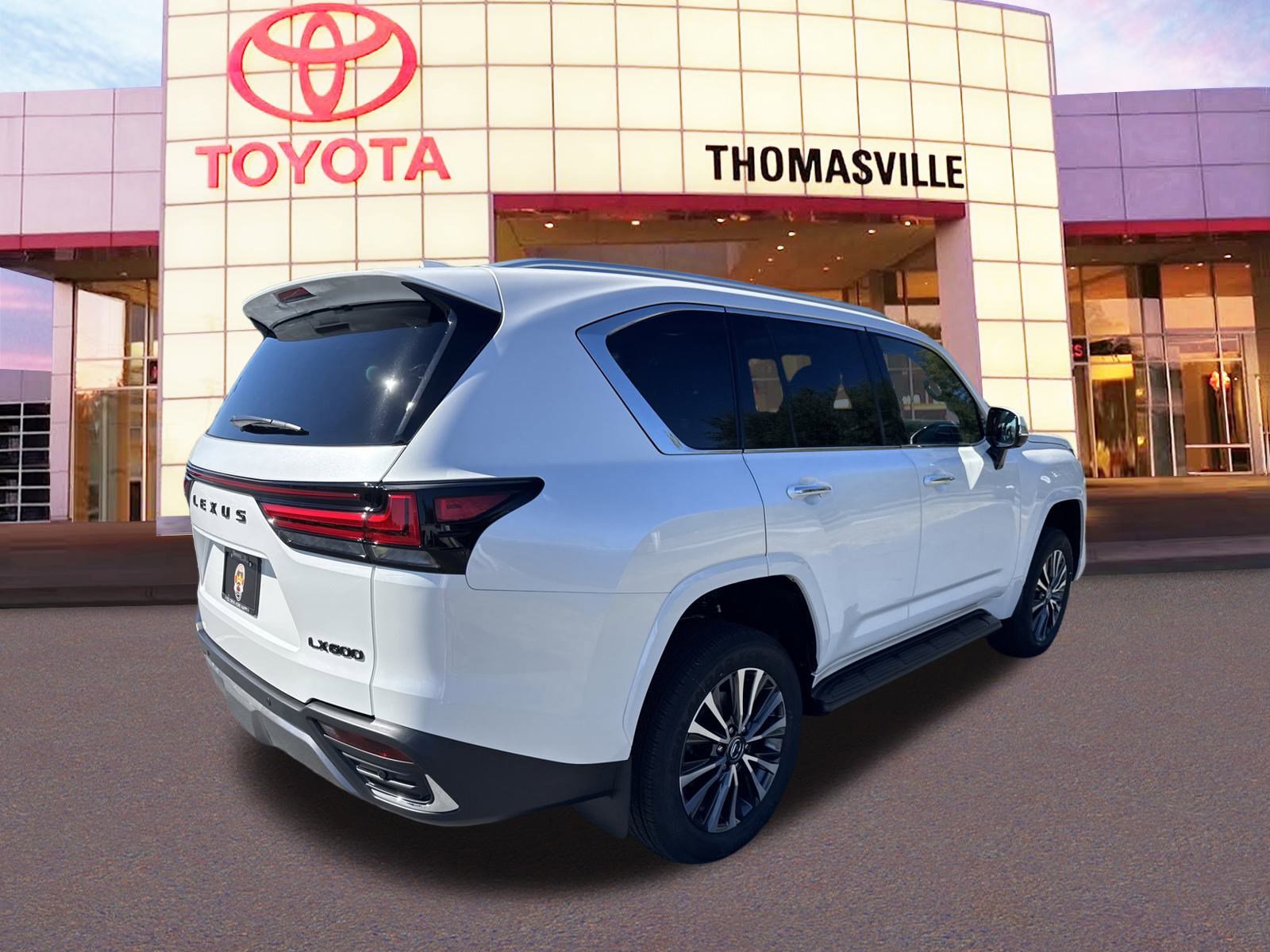 Used 2025 Lexus LX 600 4WD w/ Interior Upgrade Package image 5