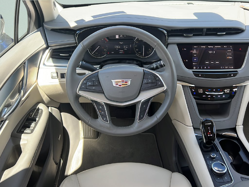 Used 2023 Cadillac XT5 Premium Luxury FWD image 20