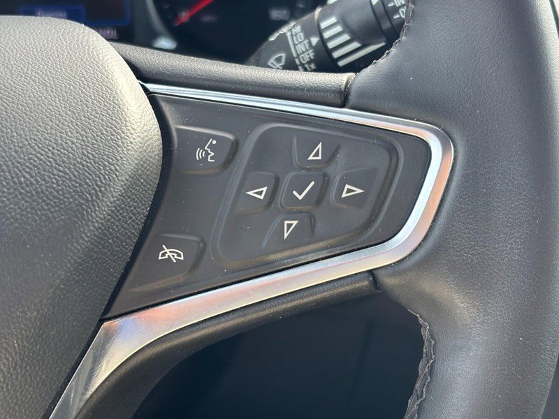 Certified 2024 Chevrolet Equinox LT FWD image 18