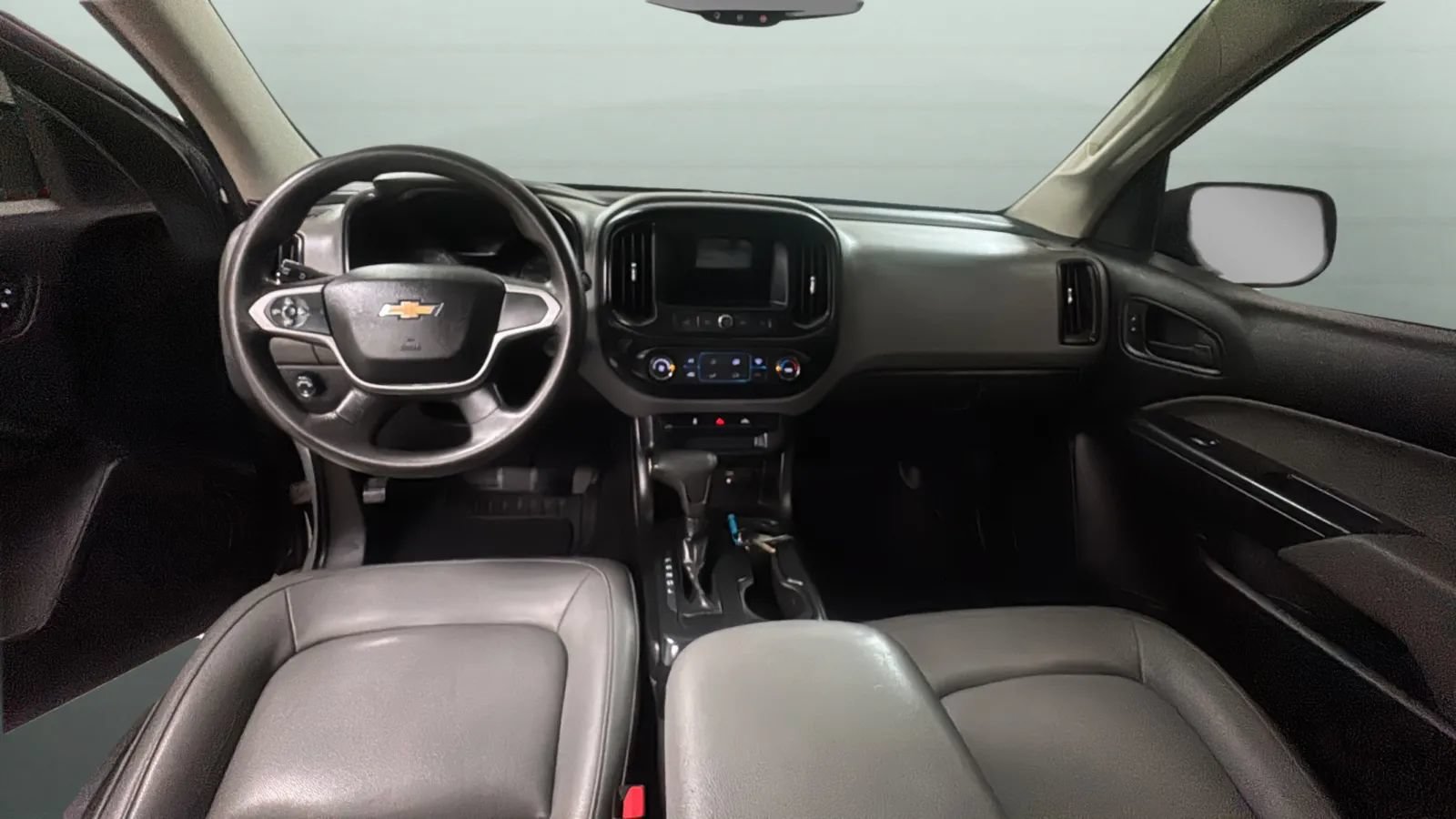 Used 2019 Chevrolet Colorado W/T w/ WT Convenience Package RWD image 9