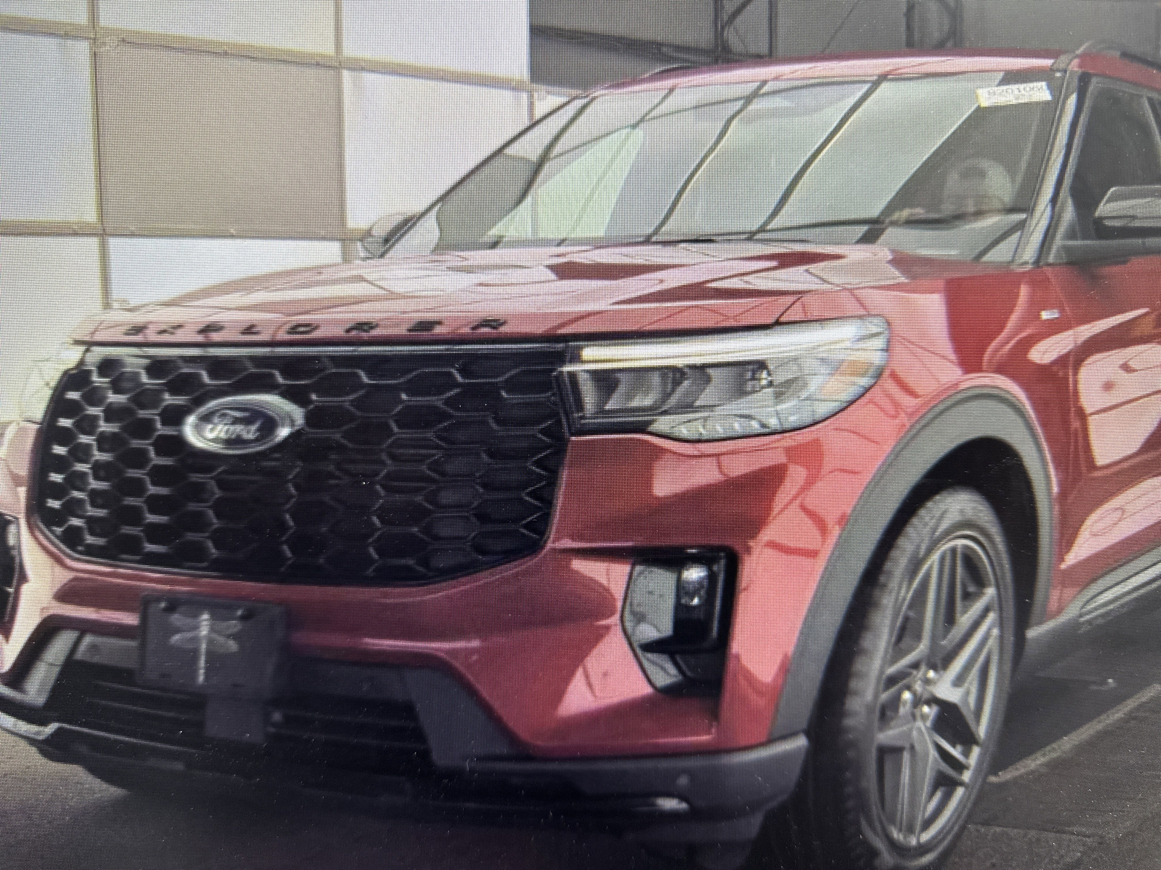 Used 2025 Ford Explorer ST-Line w/ Premium Package image 14