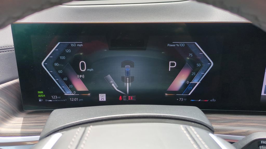 Certified 2023 BMW X7 xDrive40i w/ Premium Package AWD/4WD image 23