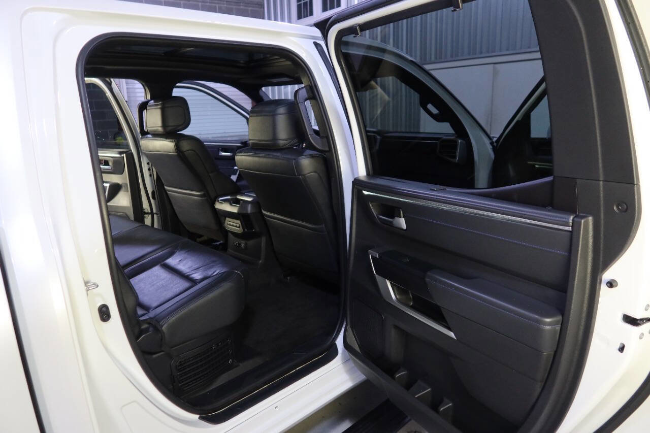 Used 2025 Toyota Tundra Platinum AWD/4WD image 13