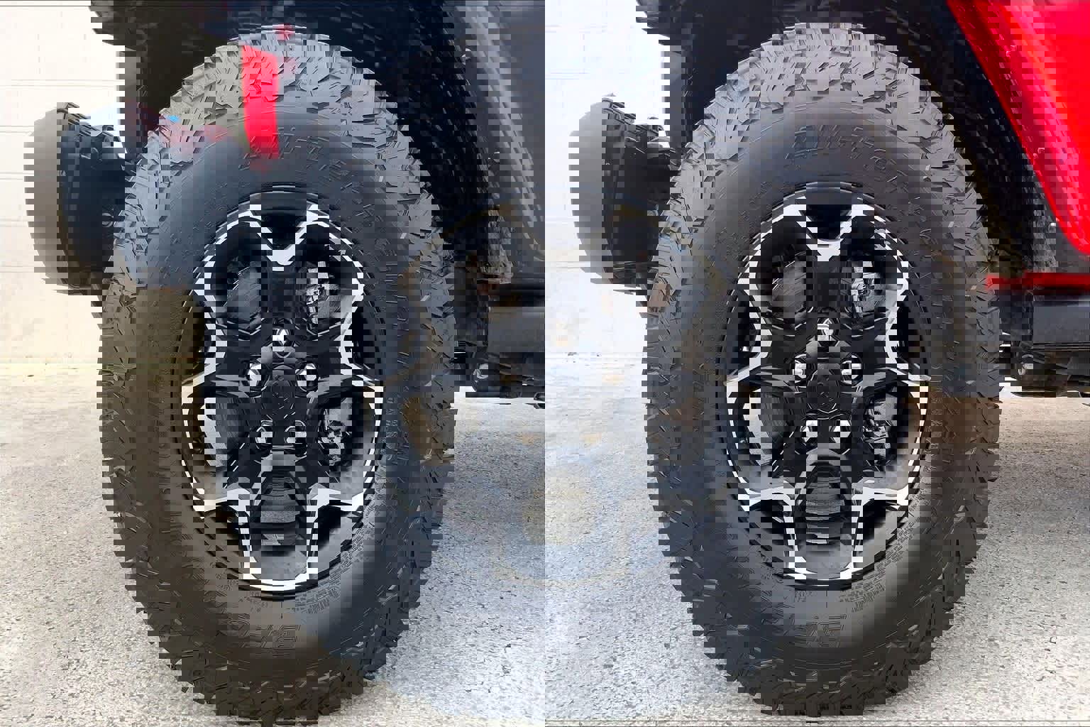 Used 2021 Jeep Wrangler Unlimited Rubicon 4xe image 9