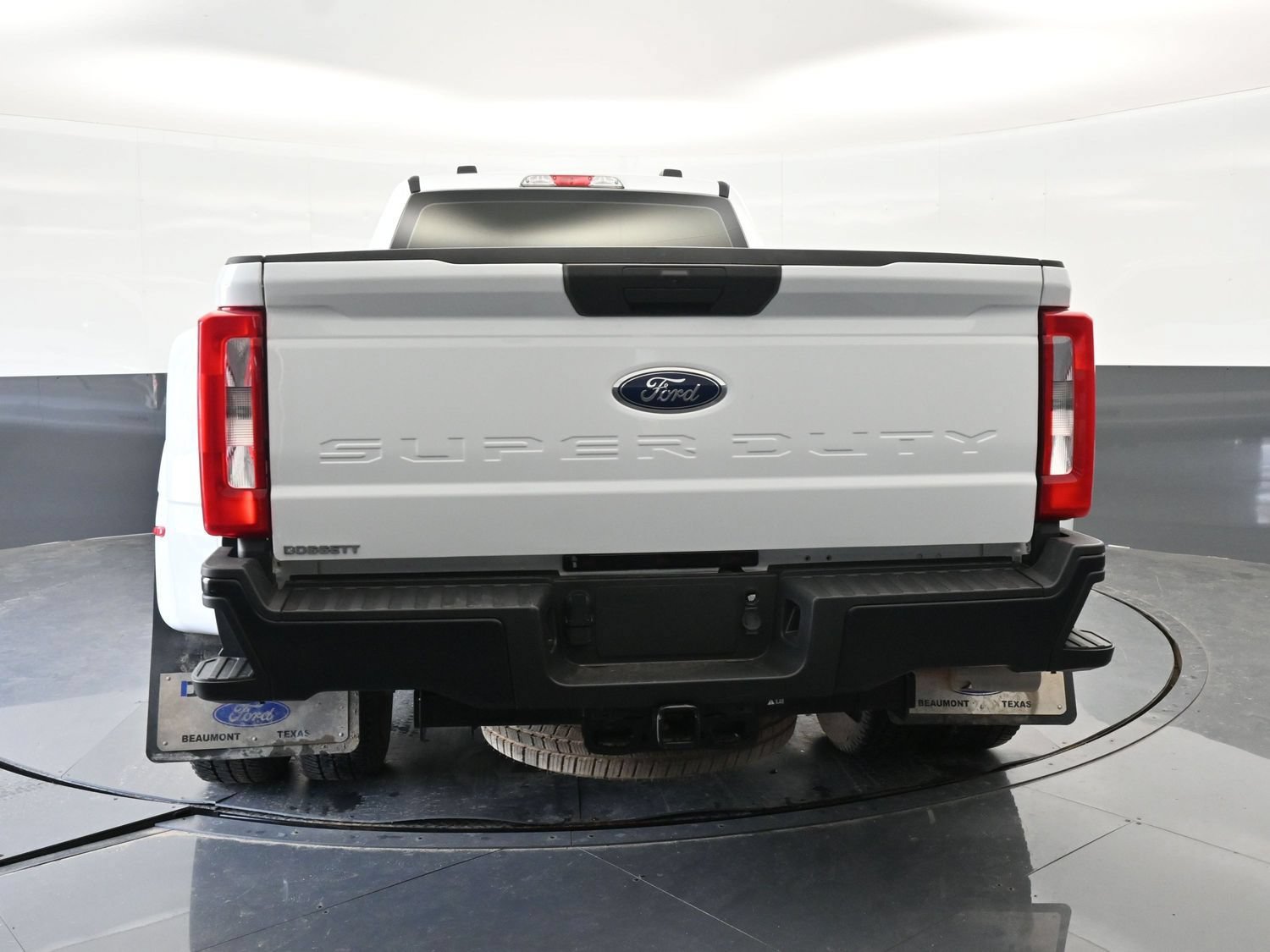Certified 2024 Ford F350 XL AWD/4WD image 3