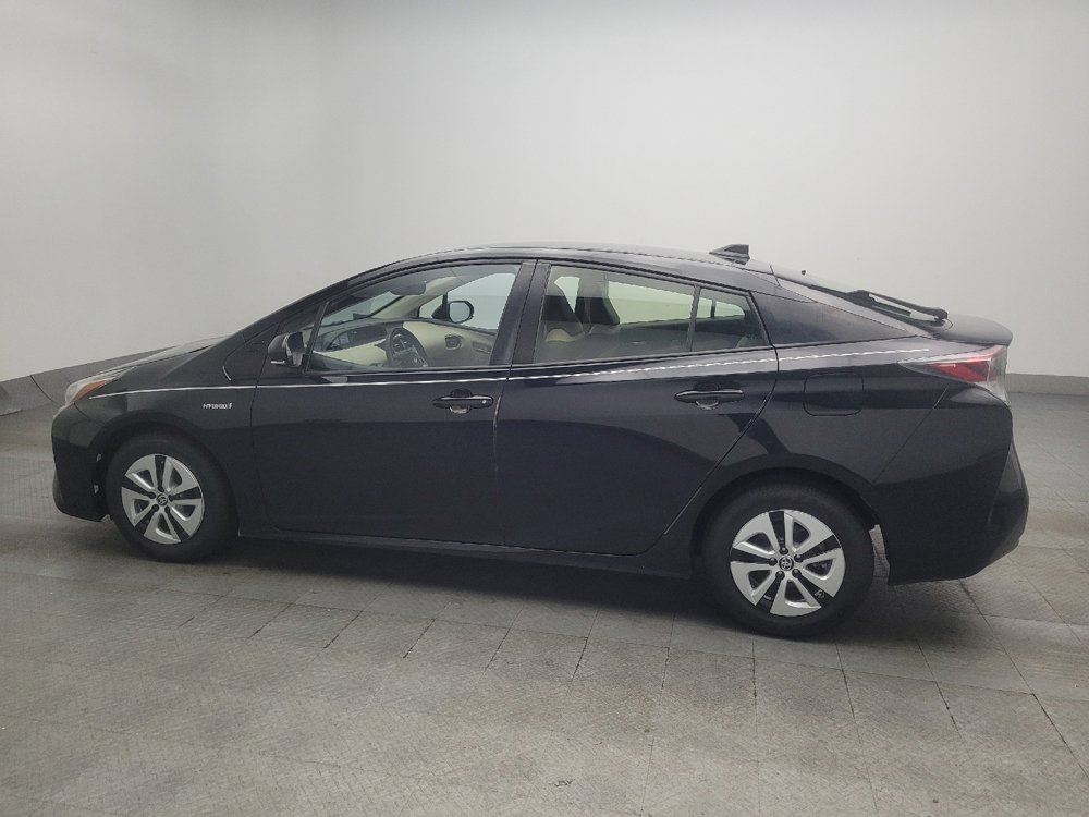 Used 2016 Toyota Prius Four FWD image 3