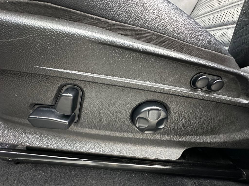 Used 2018 Alfa Romeo Stelvio Ti Sport image 10