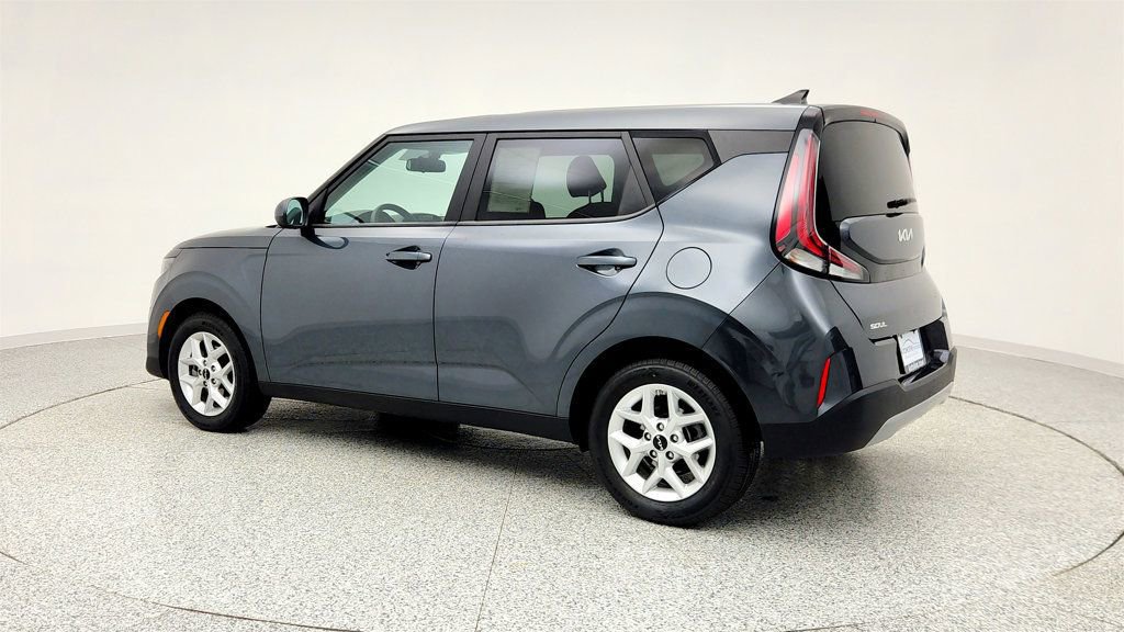 Used 2024 Kia Soul LX w/ Option Group 015 image 7