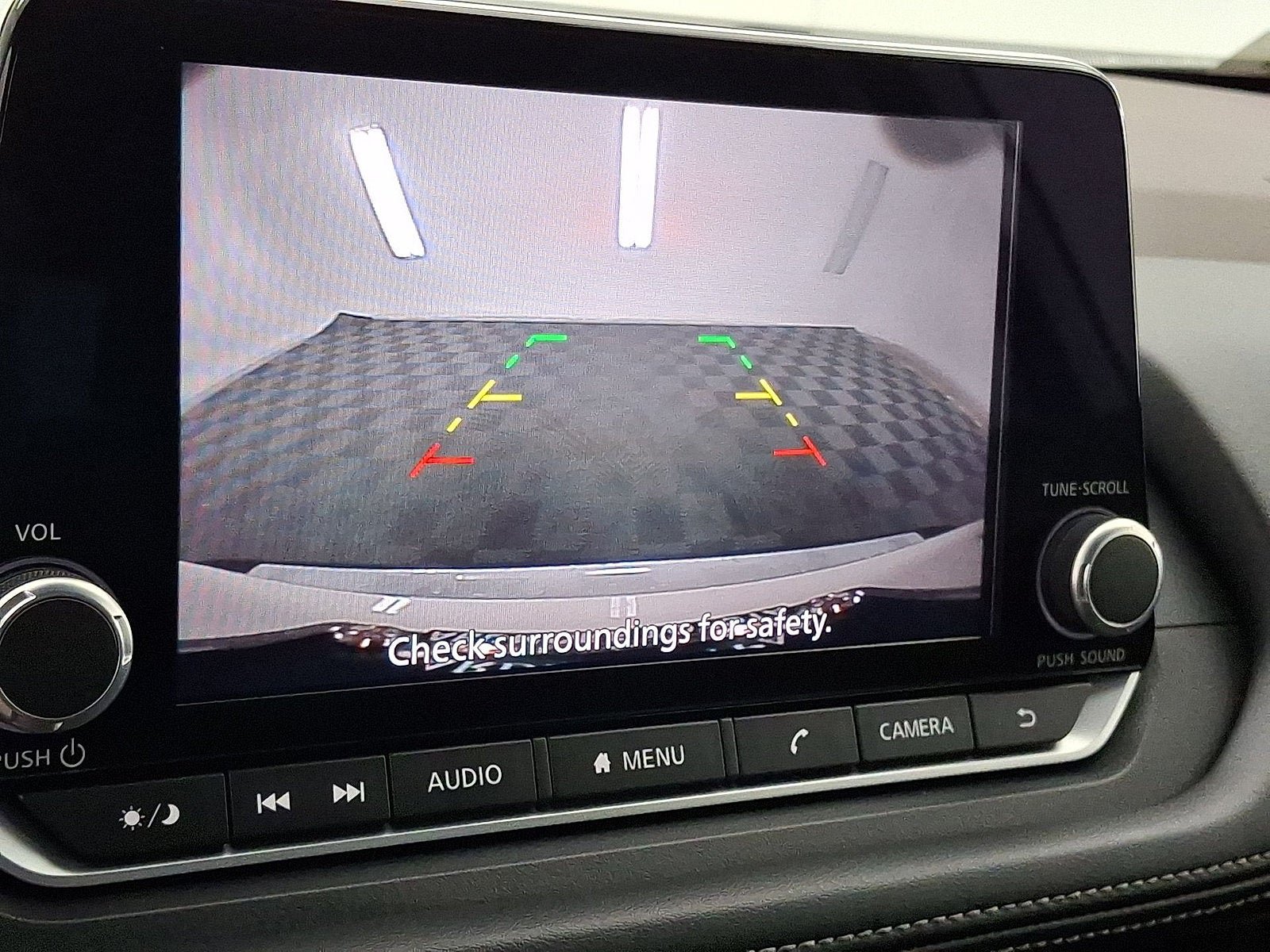 Used 2023 Nissan Rogue SV AWD/4WD image 7