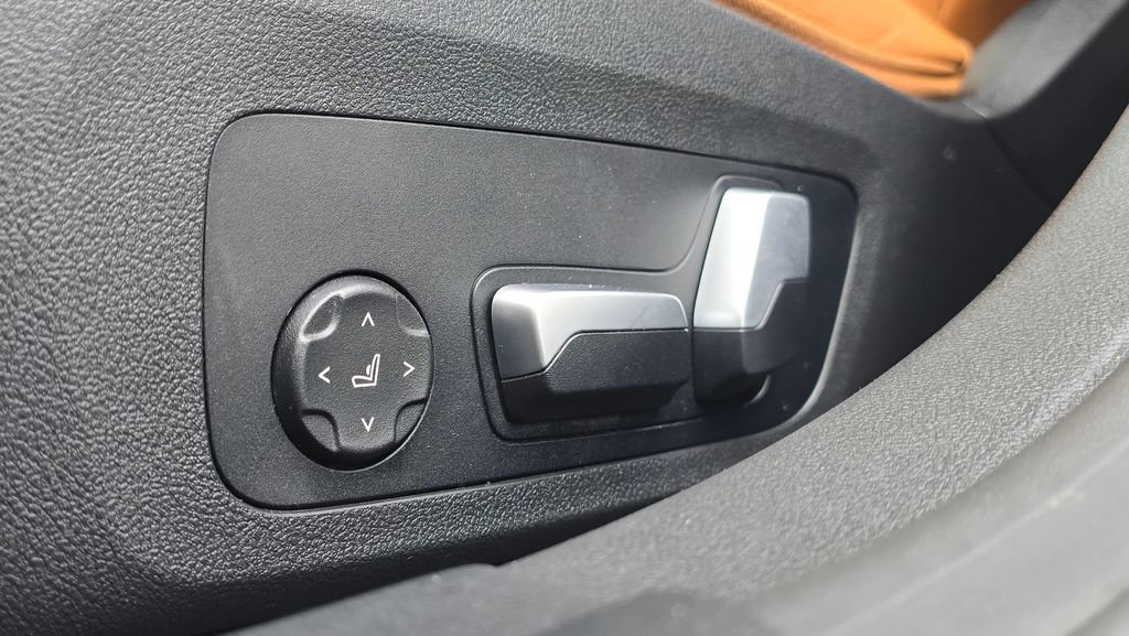 Used 2023 BMW i4 eDrive40 w/ Premium Package RWD image 63