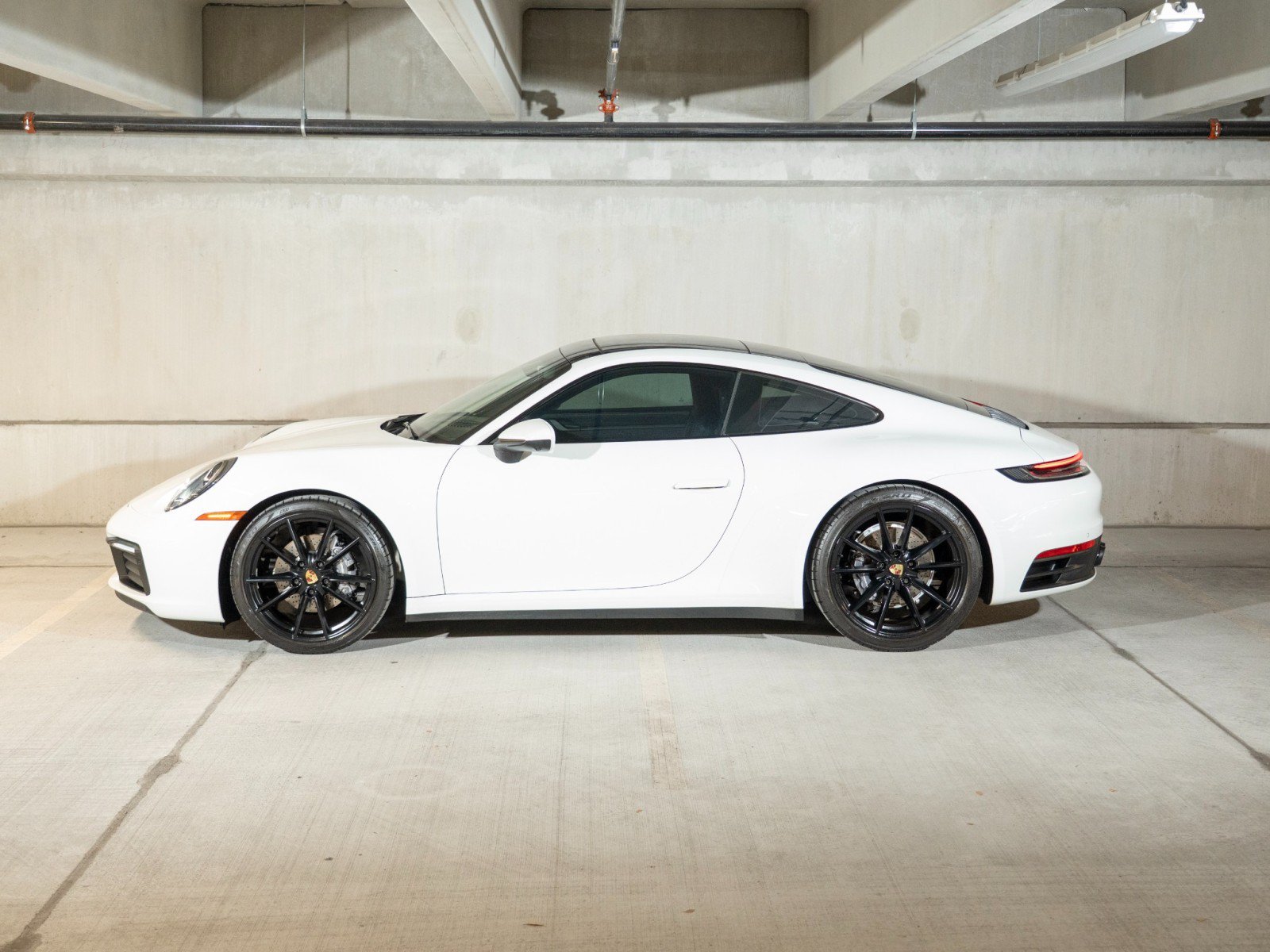 Certified 2024 Porsche 911 Carrera RWD image 2