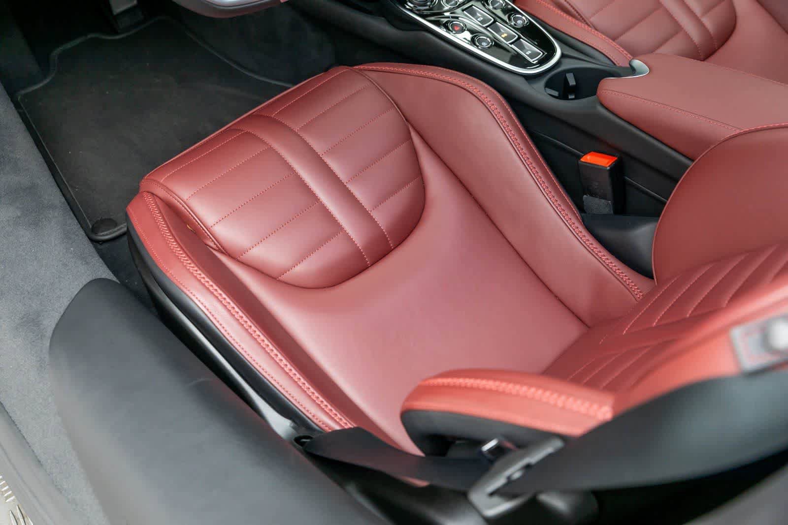 Used 2025 McLaren GTS RWD image 24