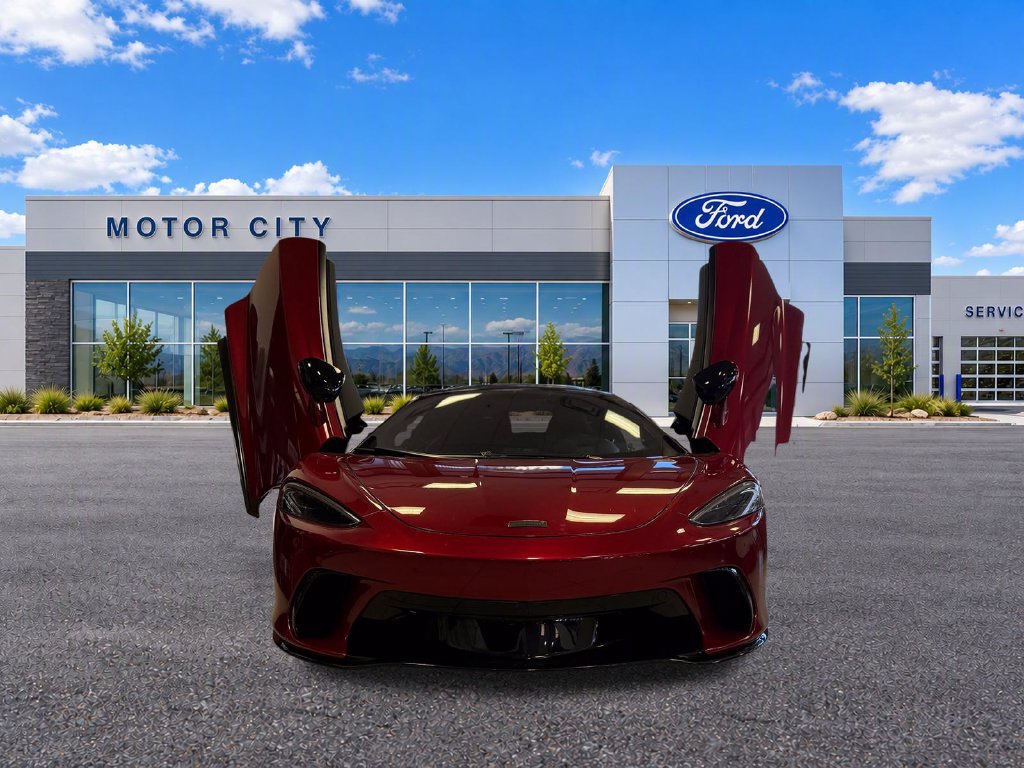 Used 2025 McLaren GTS RWD image 3