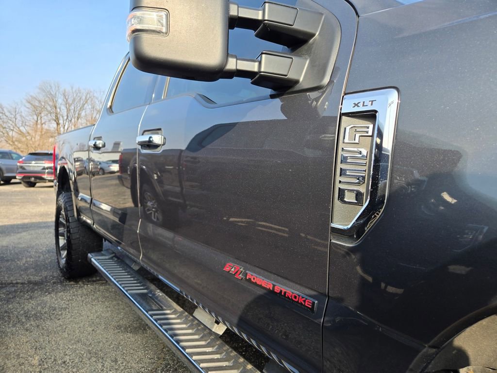 Used 2019 Ford F250 XLT w/ XLT Value Package image 36