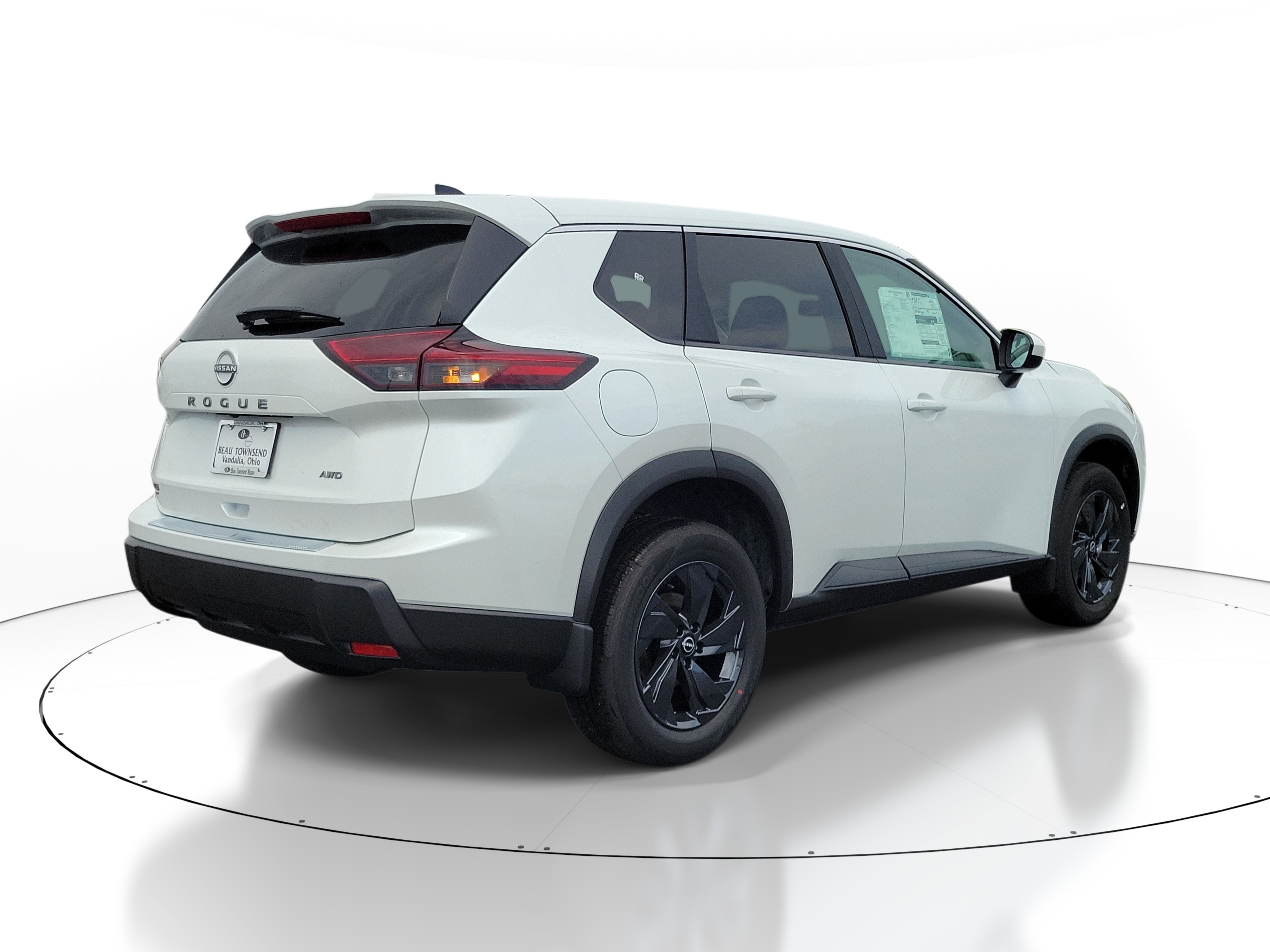 New 2026 Nissan Rogue SV w/ Cold Weather Package AWD/4WD image 4