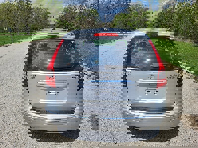 Used 2011 Hyundai Elantra GLS image 8